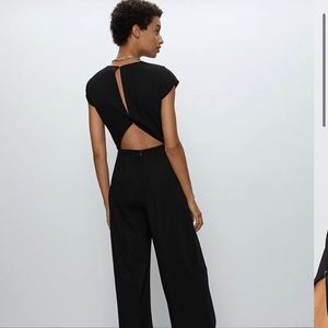 Hamptons Aritzia jumpsuit size 0 in black